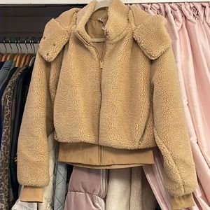 Alo Yoga Foxy Sherpa Jacket